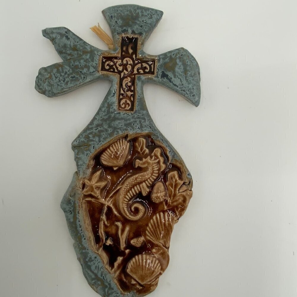 Sgnd Remember the Cross 10 Pottery Religious Christianity Cross Under the Sea